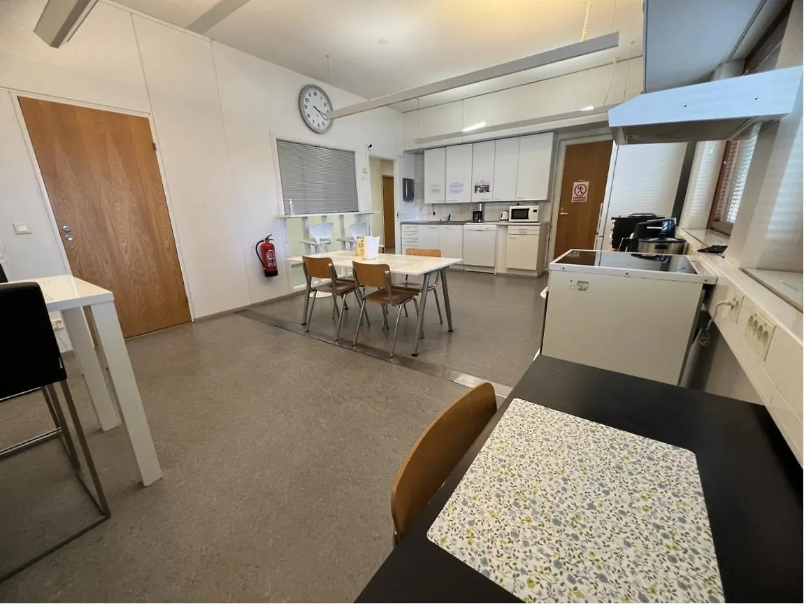 Office House Services 211 Helsinki Hostel